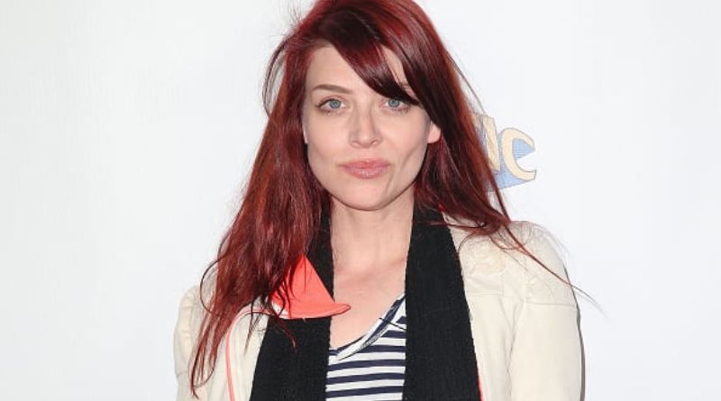 Amber Benson Net Worth
